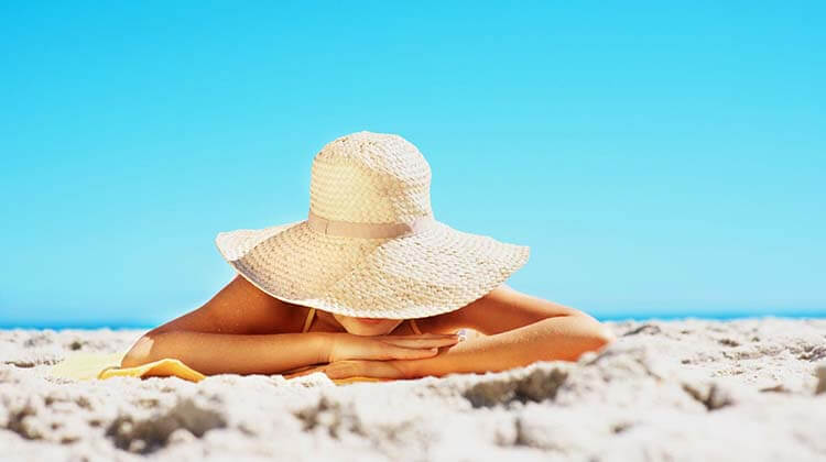 Protecting Your Scalp From Sunburn